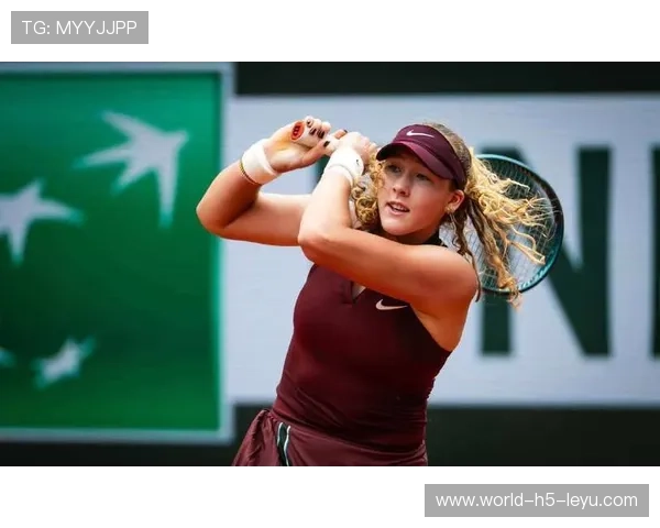 斯瓦泰克那种稳定性，其他人只能仰望，斯瓦泰克服饰赞助品牌